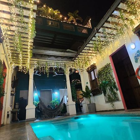 Baboon Hostel Santa Marta  Exterior photo