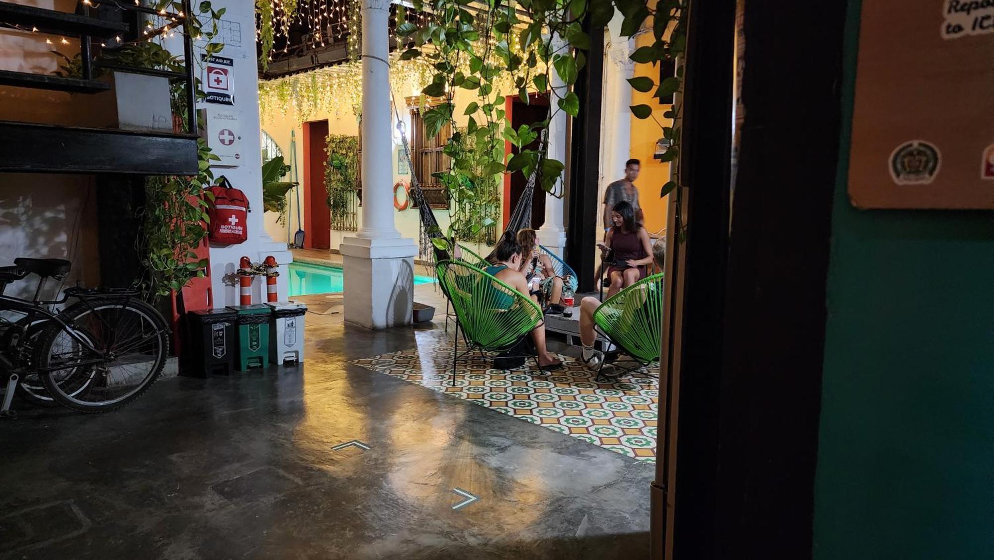 Baboon Hostel Santa Marta  Exterior photo